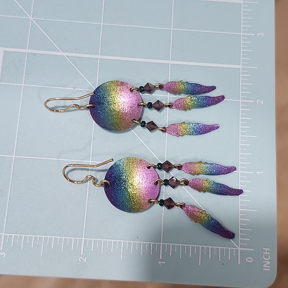Sun Pattern With Dangling Feathers Rainbow Niobium Earrings - Picture 2 of 2